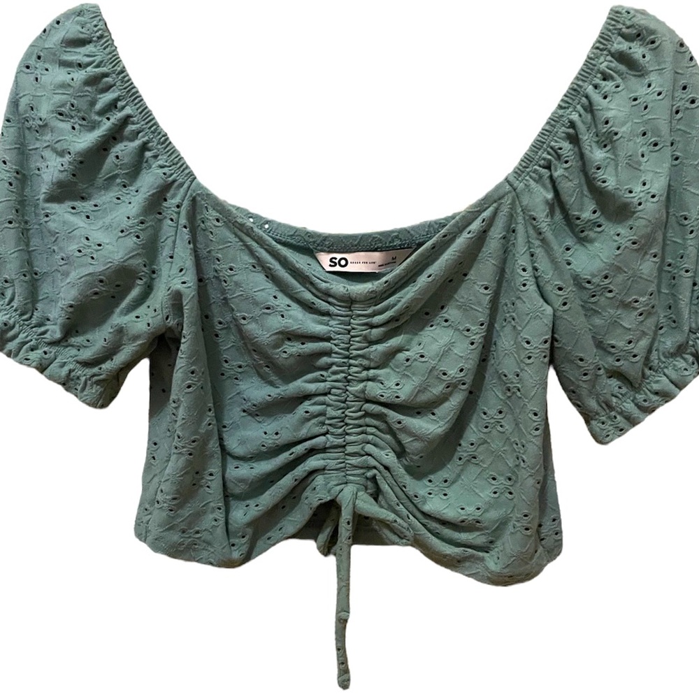 SO olive crop with tie in front sz m